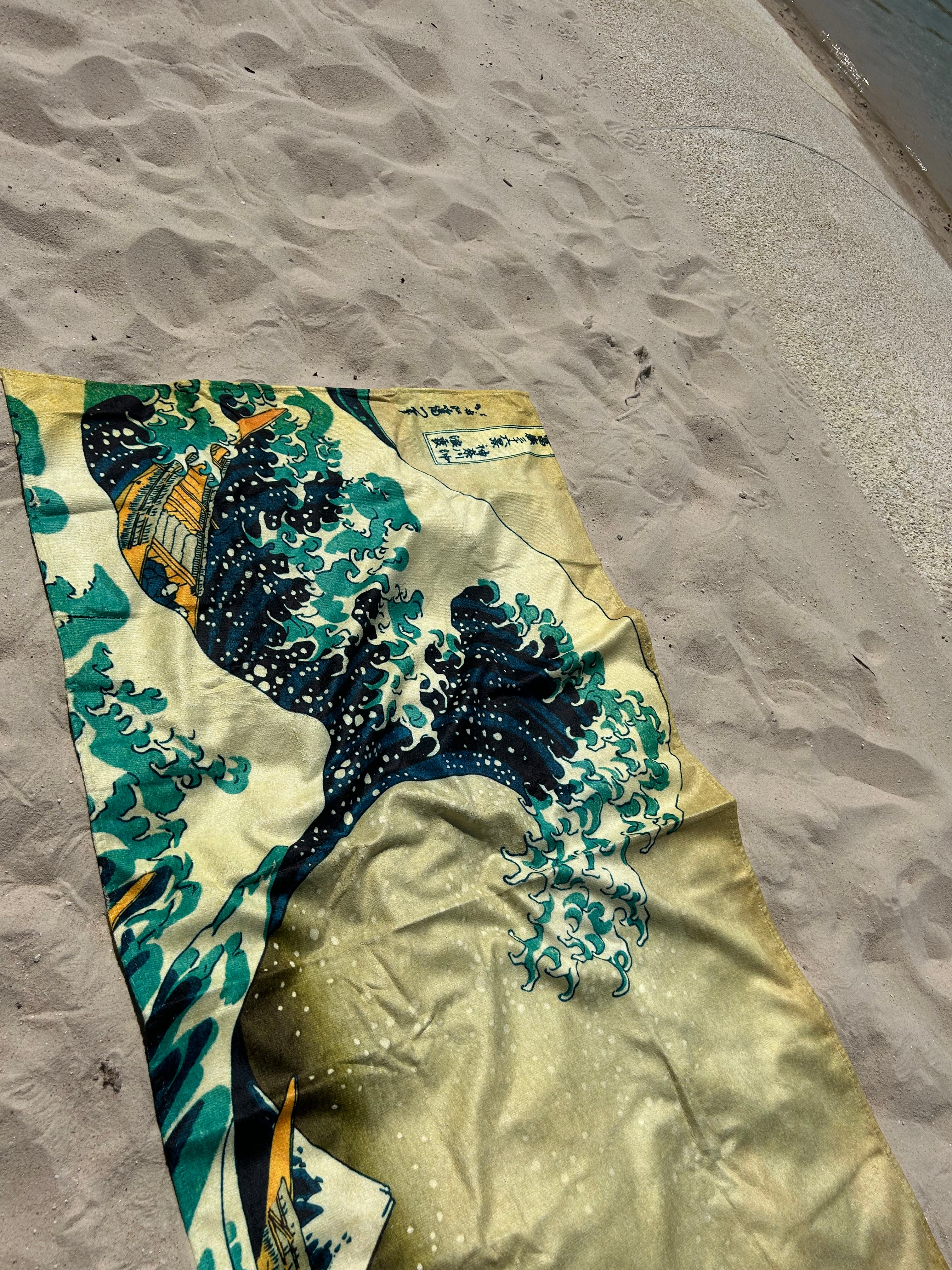 The Great Wave Plaj Havlusu