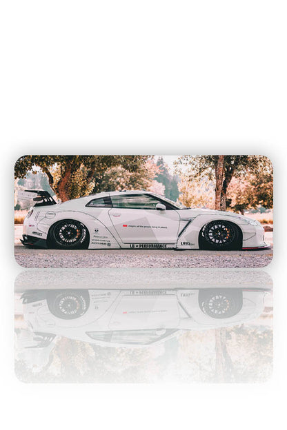 Beyaz Canavar – Liberty Walk GT-R Mouse Pad