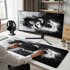 Yin Yang Ejderhası: Denge ve Güç Mouse Pad