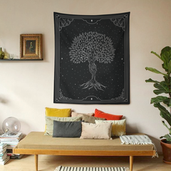 Goddess of Tree | Black Duvar Örtüsü